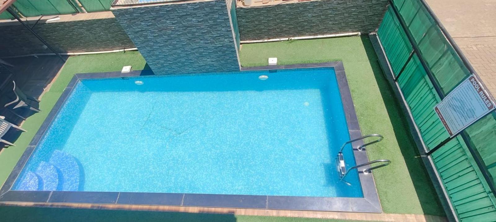 Gold Villa Лонавала Экстерьер фото