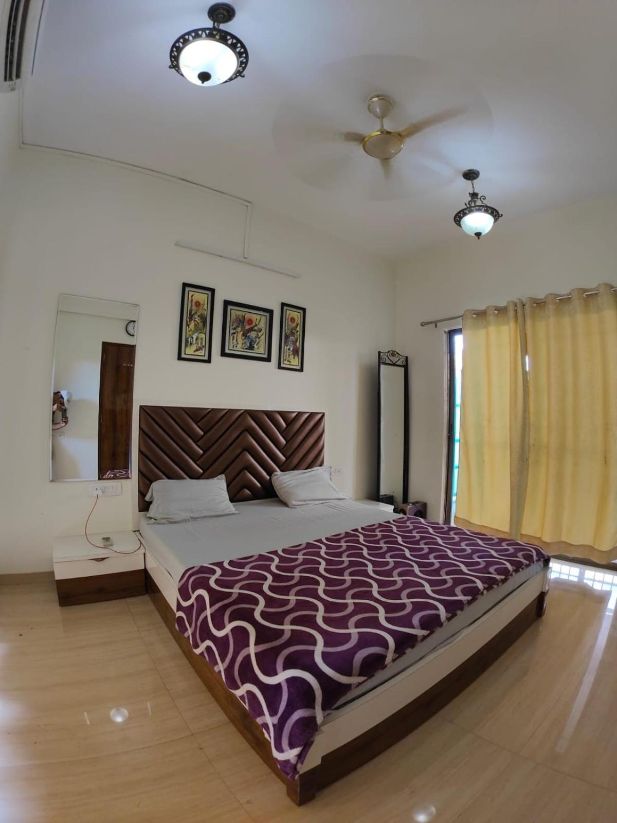 Gold Villa Лонавала Экстерьер фото